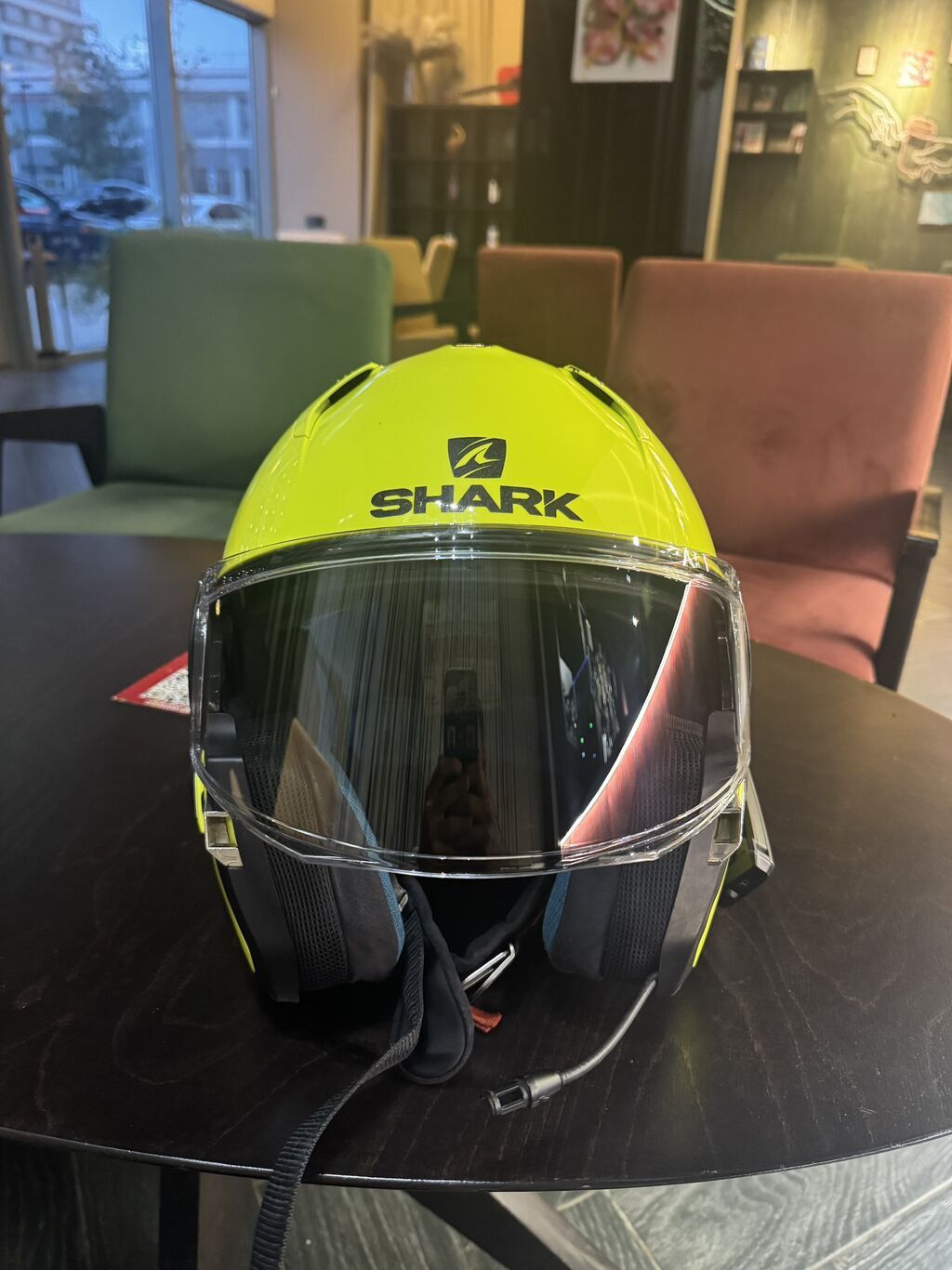 Shark evo one 2 Ideal vezyetde Vizorda hec cizigda yoxdu M razmer — Avto, Bakı