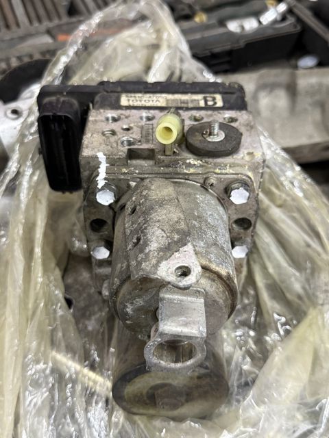 Toyota Prius 20 kuza üçün ABS — Bakı