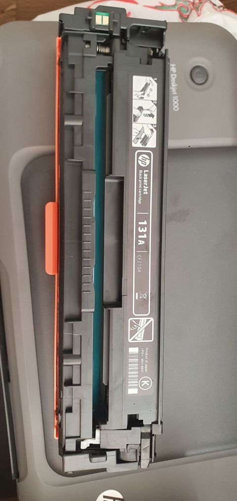 HP LaserJet 131A (CF210A) orijinal qara toner kartrici - Növ: Black — Bakı