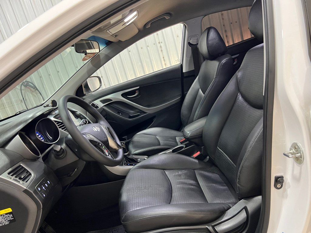 Hyundai Avante, 1.6 L, 2014 il, 180 000 km — Avtomobillər, Bakı (7)