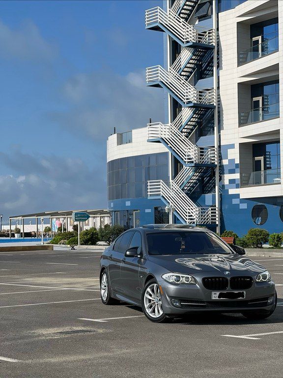 BMW 528, 2.0 L, 2013 il, 275 000 km — Avtomobillər, Bakı (2)