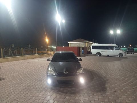 Toyota Corolla, 1.4 L, 2005 il, 306 000 km — Şirvan