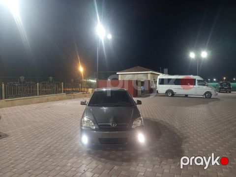 Toyota Corolla, 1.4 L, 2005 il, 306 000 km