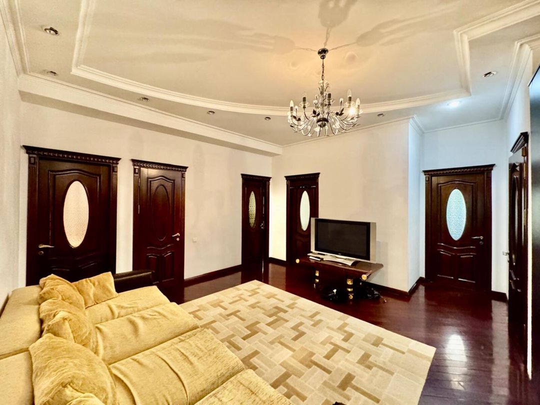 4-otaqlı yeni tikili, N.Nərimanov m. 170 m² — Mənzil, Bakı (8)