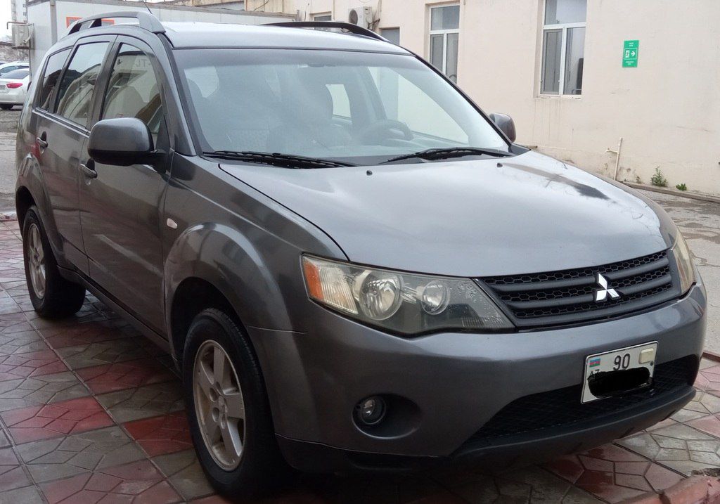 Mitsubishi Outlander, 3.0 L, 2007 il, 300 000 km — Avtomobillər, Bakı (3)