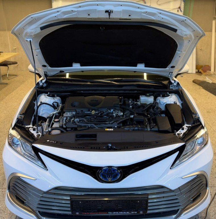 Toyota Camry, 2.5 L, 1.6 kWh, 2023 il, 30 000 km — Avtomobillər, Bakı (4)