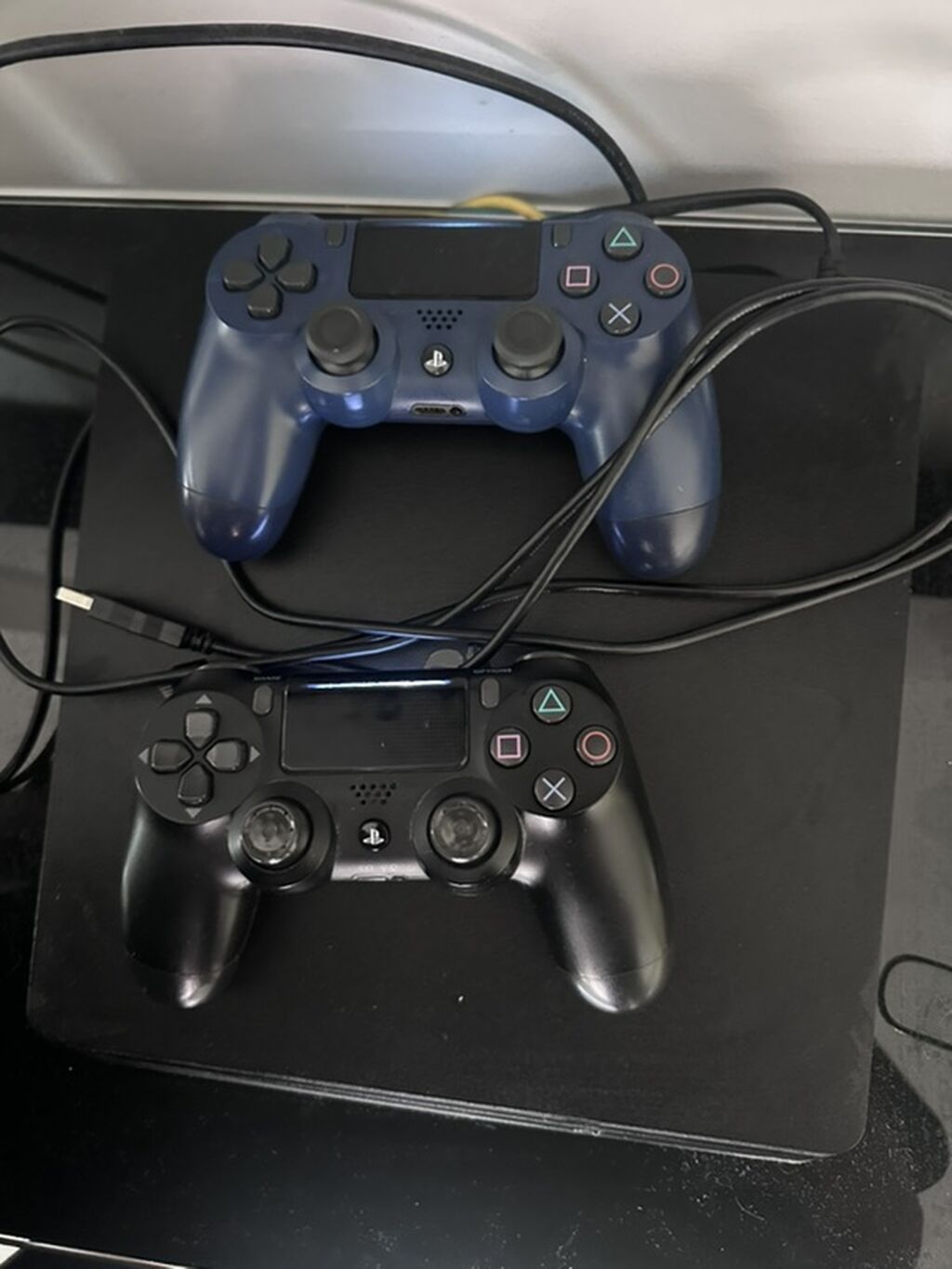 Sony PlayStation 4 Slim oyun konsolu - Model: PS4 Slim - Rəng: Qara — Elektronika, Bakı (2)