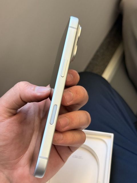 IPhone 17 Pro, 256 GB, Gümüşü, Face ID — Bakı