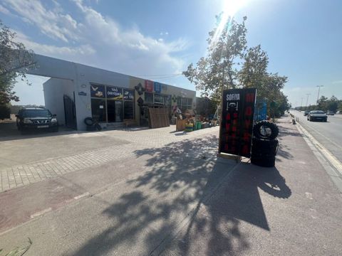 Avtoservis və moyka üçün tam avadanlıqlı obyekt - Yol kənarında — Digah