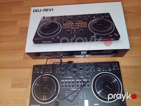 Pioneer DJ DDJ-REV1 DJ kontrolörü - Serato üçün hazırlanmış 2 kanallı