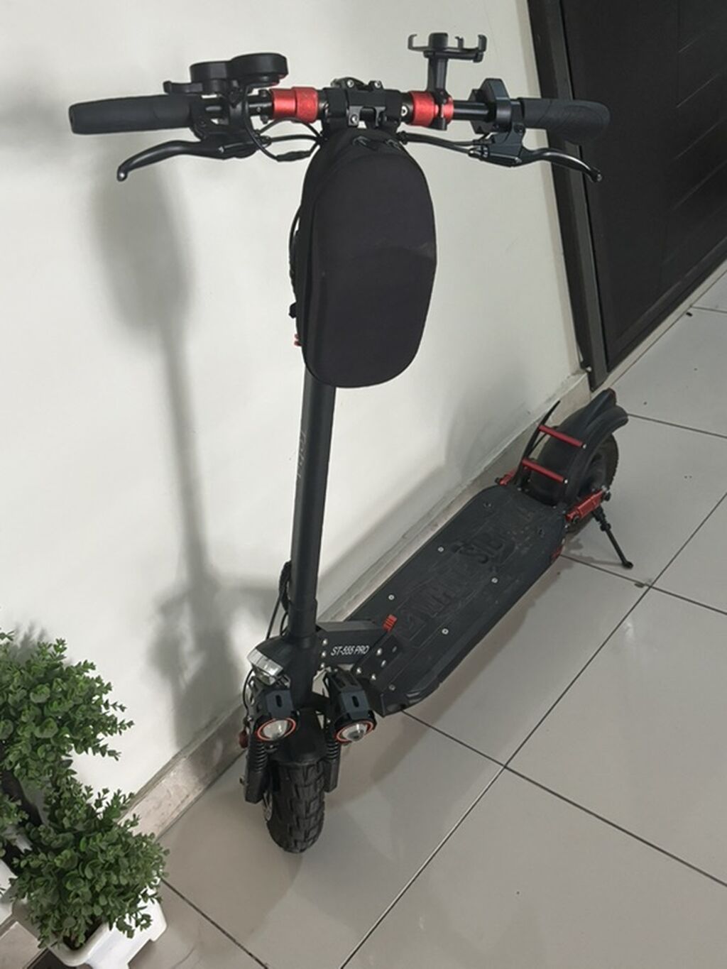 İşlənmiş Elektrik samokat 6", 1000 Vt, 45 km/s, Ödənişli çatdırılma — Mallar, Bakı (3)