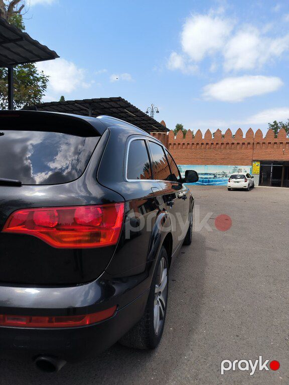 Audi Q7, 4.2 L, 2006 il, 282 845 km — Avtomobillər, Gəncə (3)