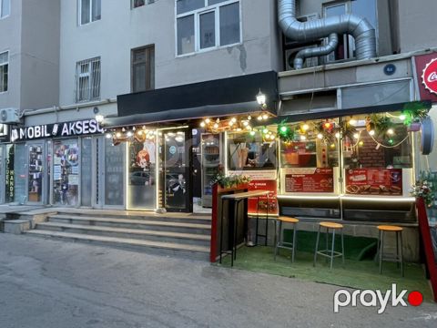 Burger və dönər konseptli küçə yeməyi köşkü Məhsul/xidmət: - Al-şüşə — Bakı