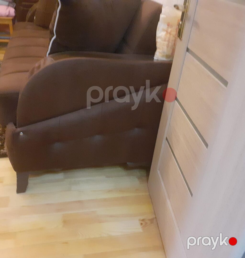Qəhvəyi rəngdə 3 nəfərlik rahat divan. Xüsusiyyətlər: - Yumşaq — Mebel, Bakı (2)