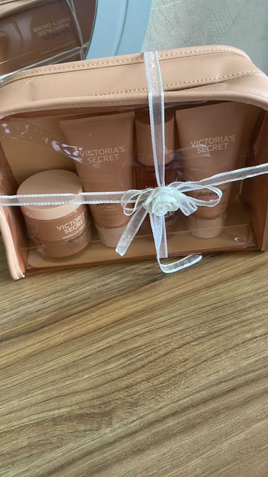 Victoria’s Secret “Vanilla Orchid & Sandalwood” hədiyyə dəsti — Gözəllik və sağlamlıq, Bakı (5)