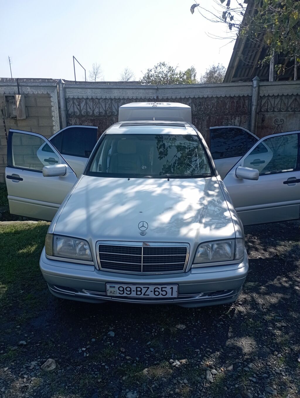 Mercedes-Benz C-Class sedan (W280) – gümüşü rəng. Xüsusiyyətlər — Avto, Balakən (7)