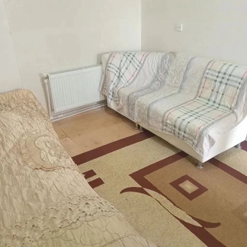 KİRAYƏ EV VERİLİR. Yeni Suraxanı qəsəbəsində kirayə verilən həyət