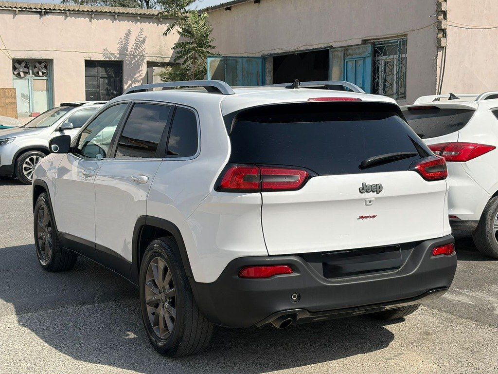 Jeep Cherokee, 2.4 L, 2016 il, 188 000 km — Avtomobillər, Bakı (5)