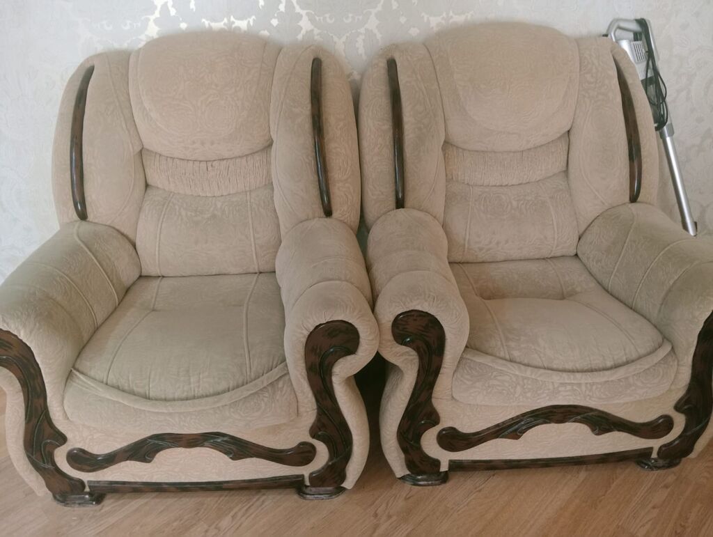Qonaq otağı üçün yumşaq mebel dəsti təqdim olunur. Dəstə 1 ədəd — Mebel, Bakı (2)