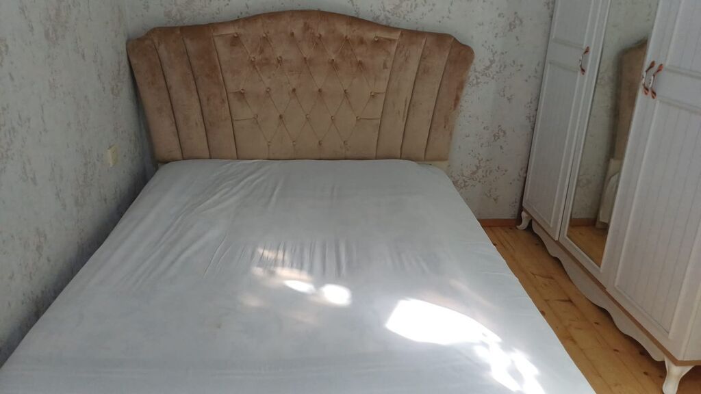 Salam alekum təzə mebil aldığımız üçün təcli satlır 450 manata kim — Mebel, Bakı (2)