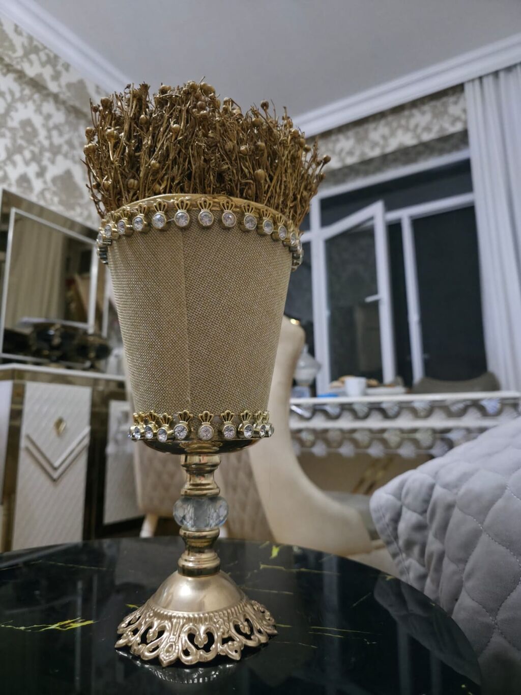 Bir vaza — Mallar, Xırdalan (2)
