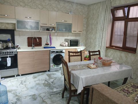 Həyət evi, Ceyranbatan qəs — Bakı