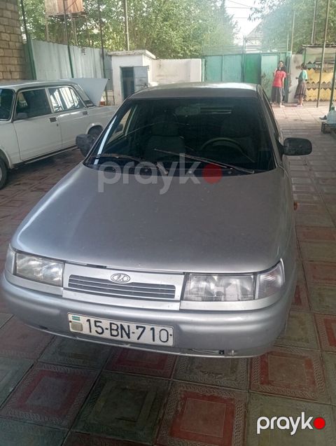 Lada 112 hatchback – gümüş rəng Xüsusiyyətlər: - Korpus: 5 qapılı