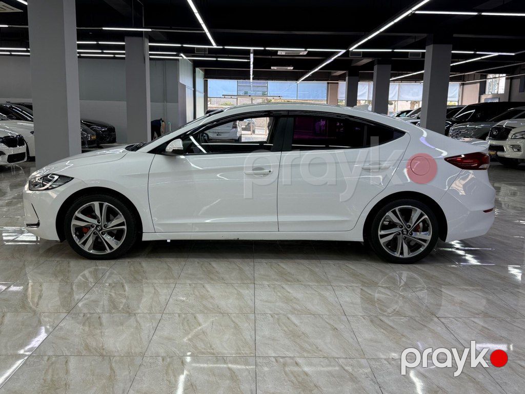 Hyundai Avante, 1.6 L, 2016 il, 210 000 km — Avtomobillər, Bakı (4)