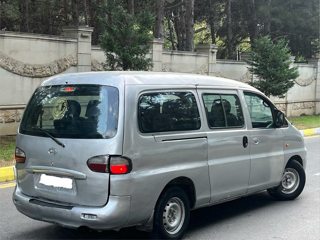 Hyundai H-1, 2.5 L, 2004 il, 235 000 km — Avtomobillər, Bakı (3)