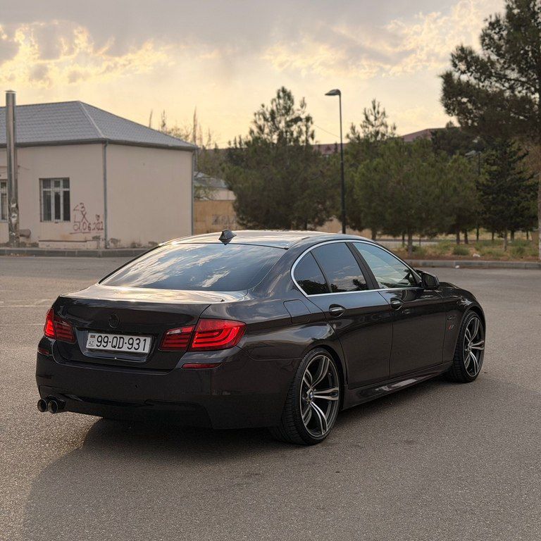 BMW 528, 2.0 L, 2013 il, 285 000 km — Avtomobillər, Sumqayıt (5)