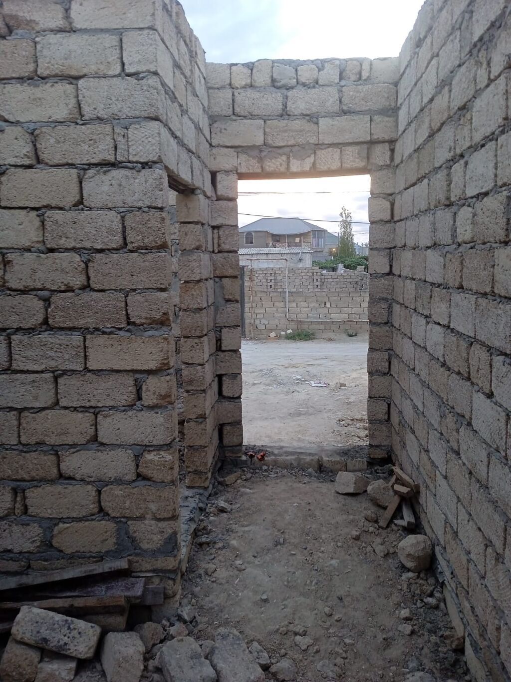 2 sot, Tikinti, Bələdiyyə — Torpaq, Bakı (5)