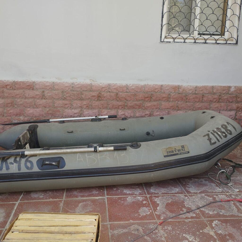 Zodiac International şişmə qayıq. Model lövhəsində görünən — Mallar, Bakı (3)