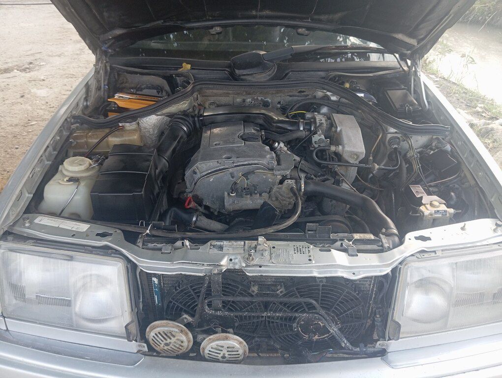Mercedes E 200, 2.0 L, 1993 il, 348 000 km — Avtomobillər, Salyan (5)