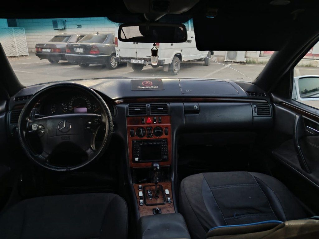 Mercedes E 220, 2.2 L, 2000 il, 235 000 km — Avtomobillər, Bərdə (11)
