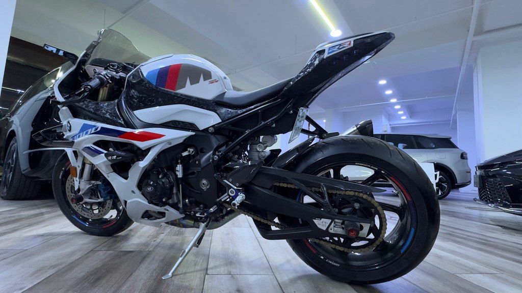 BMW S 1000 RR, 1000 sm3, 2023 il, 12 000 km — Motosikletlər, Bakı (6)