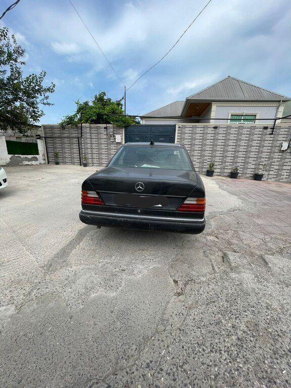 Mercedes 200 E, 2.0 L, 1992 il, 687 453 km — Avtomobillər, Bakı (3)