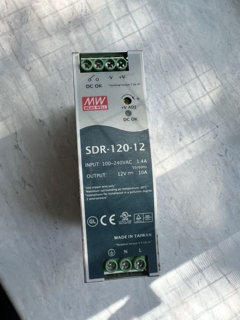 MW Mean Well SDR-120-12 sənaye tipli DIN-rels keçidli enerji təchizatı — Bakı