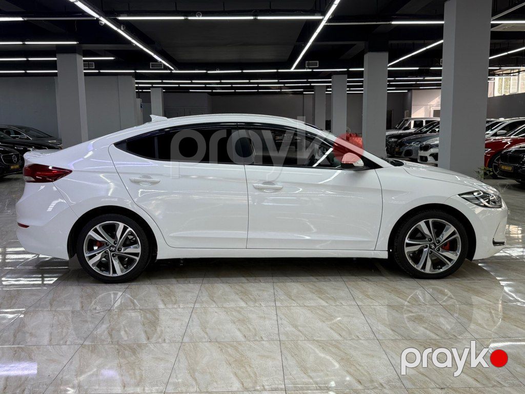 Hyundai Avante, 1.6 L, 2016 il, 210 000 km — Avtomobillər, Bakı (5)