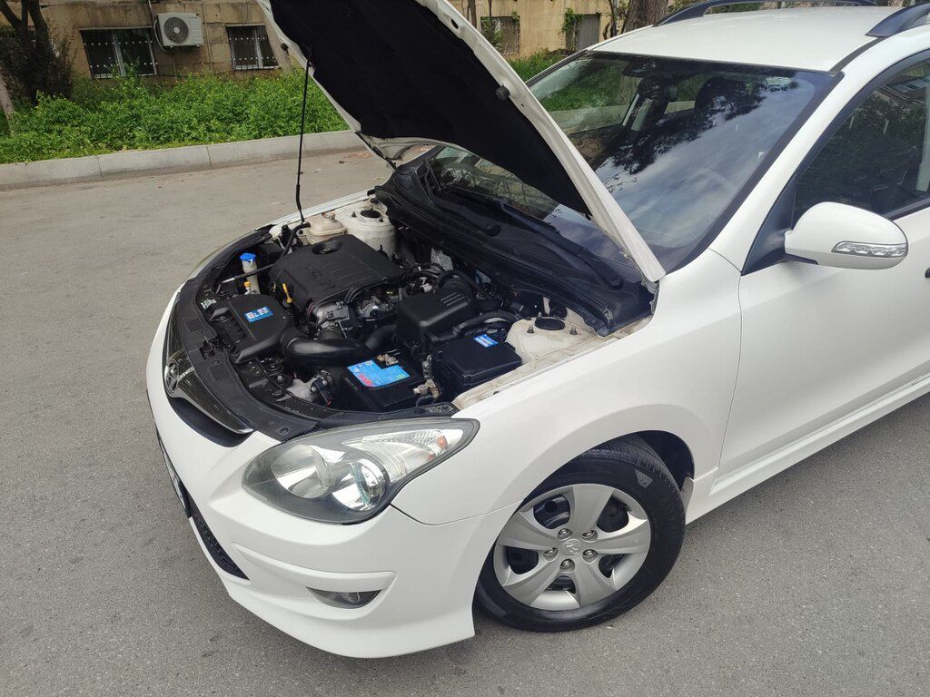 Hyundai i30, 1.6 L, 2011 il, 229 000 km — Avtomobillər, Bakı (8)