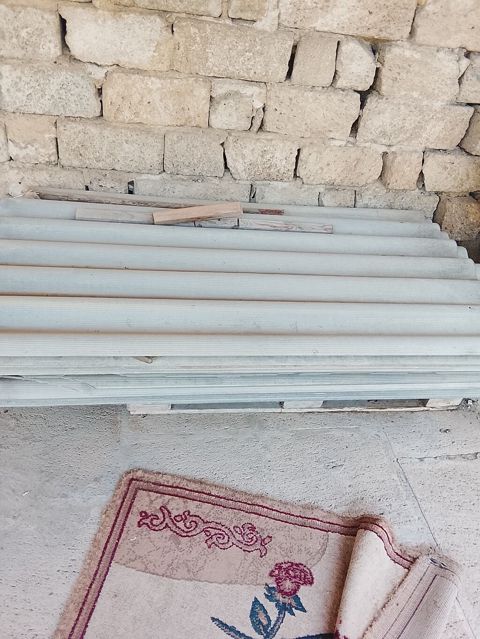 Profil polikarbonat dam/hasar lövhələri - Material: yivli/profilli — Qobu