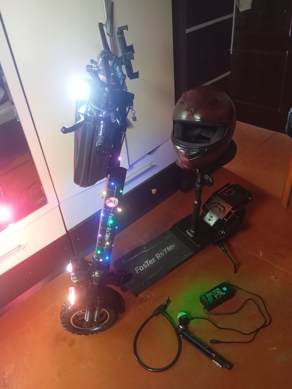 Foster RS7 elektrik skuter Foster RS7 modeli elektrik sku yeniter — Mallar, Digah (10)