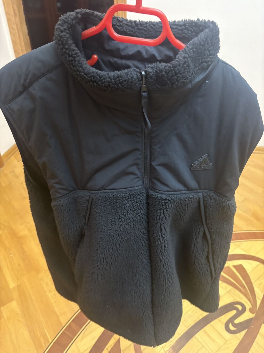 Satilir Iki terefli jiletka adidas — Şəxsi əşyalar, Bakı (3)