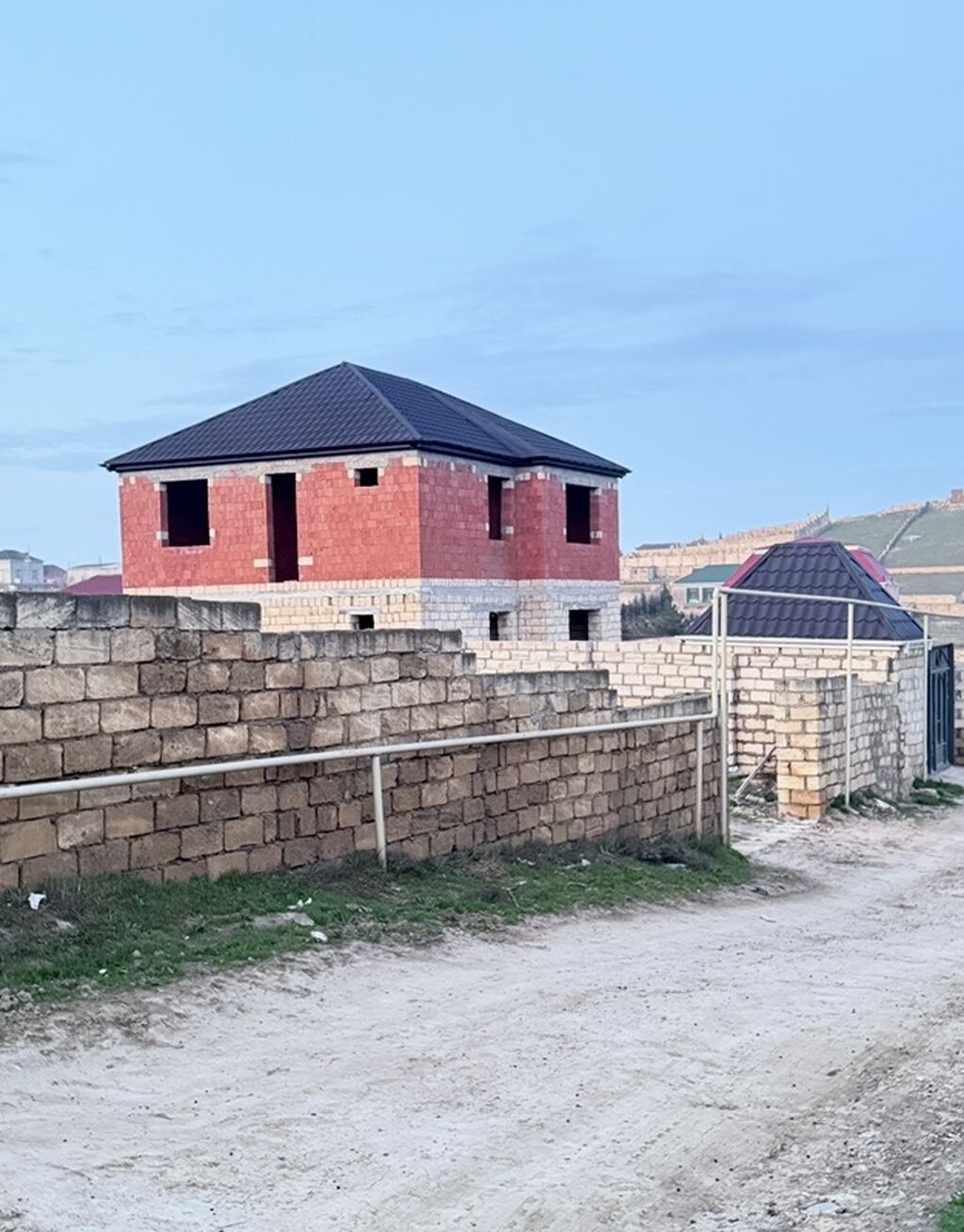 4 otaqlı, 170 kv. m, Təmirsiz — Daşınmaz əmlak, Novxanı
