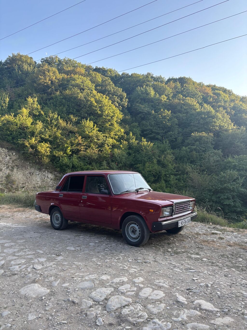 VAZ 2107 sedan - Korpus: 4 qapılı, klassik “qırmızı/bordo” rəng, xrom — Avto, Şamaxı (2)