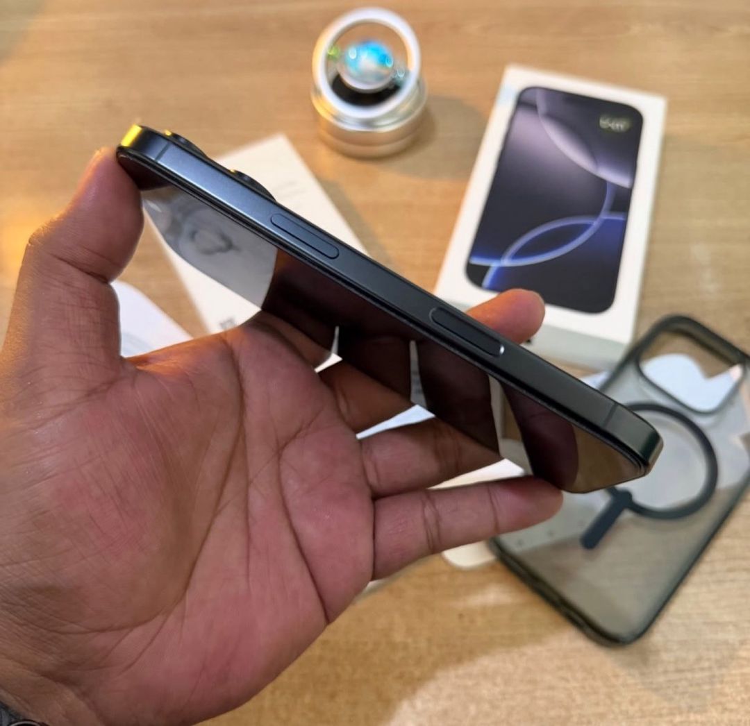 Apple iPhone 16 Pro Black Titanium 128GB/8GB — Smartfonlar, Bakı (4)