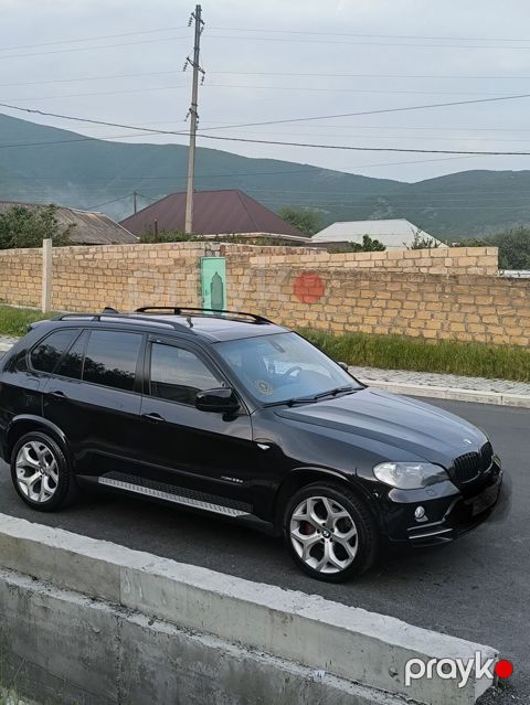 BMW X5 (E70) – qara rəngli, tam ölçülü premium SUV 3 mator dizel M57