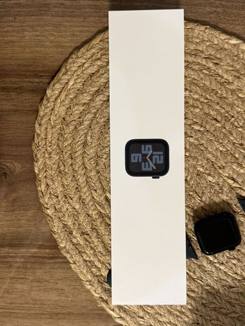Apple Watch SE (2-ci nəsil) GPS, 44 mm – Qara/Space Gray alüminium — Bakı
