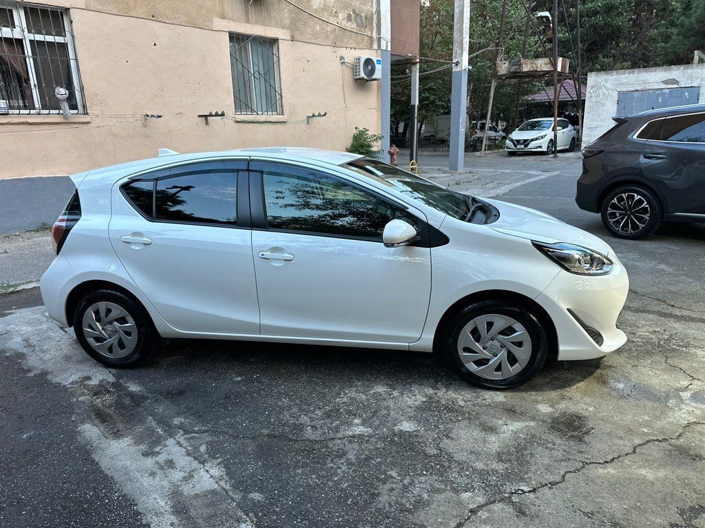 Toyota Aqua, 1.5 L, 0.9 kWh, 2021 il, 43 300 km — Avtomobillər, Bakı (4)