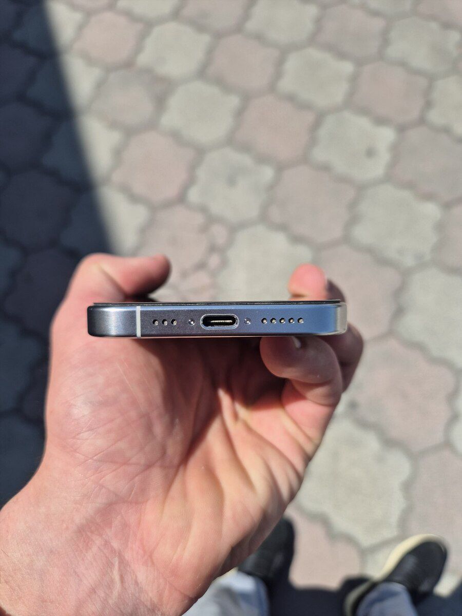 Apple iPhone 15 Pro White Titanium 128GB/8GB — Smartfonlar, Ağdaş (3)