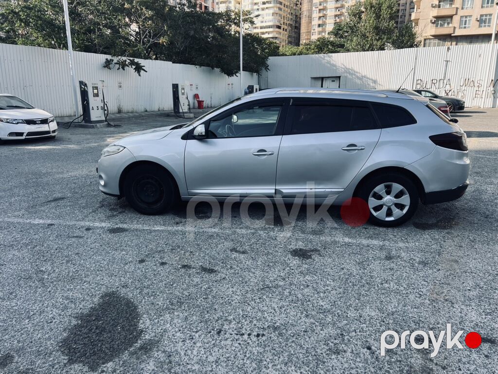 Renault Megane Estate (universaI) – gümüşü rəng Texniki və daxili — Avto, Bakı (7)
